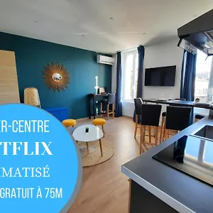 Apartment Pantaiahomes - Blu Baru - Parking - Climatise - Netflix 